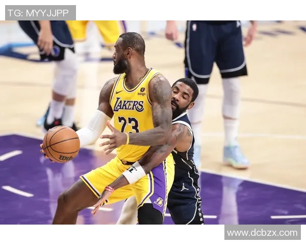 巅峰湖人与巅峰公牛的传奇对决谁能称霸篮球历史的巅峰之战 巅峰湖人与巅峰公牛的传奇对决谁能称霸篮球历史的巅峰之战