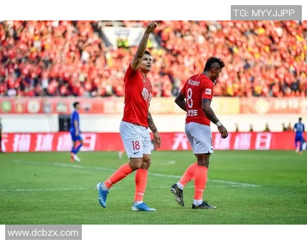 恒大与申花精彩对决全场录像回放尽享足球盛宴 恒大与申花精彩对决全场录像回放尽享足球盛宴