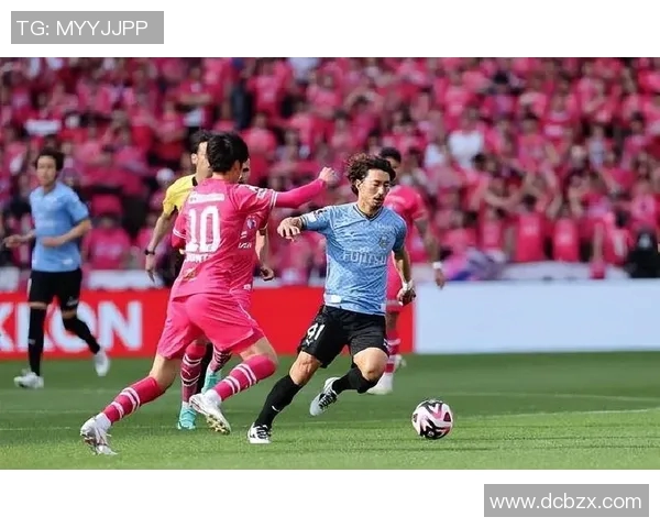 日职联赛精彩对决磐田喜悦迎战大阪樱花全力争胜