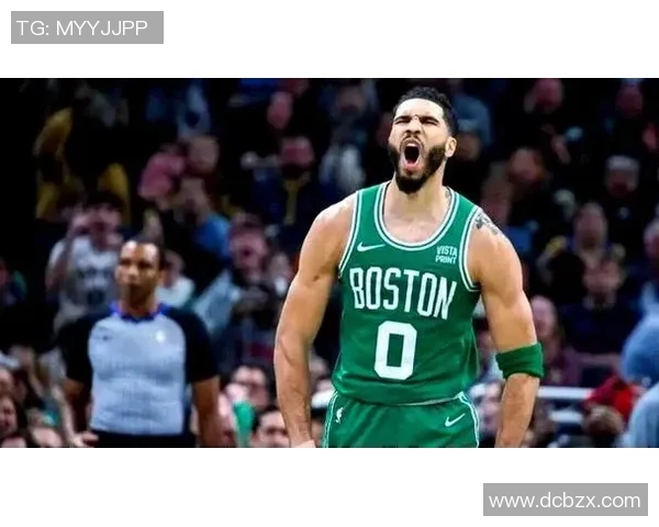 火箭队与凯尔特人中央的激烈对决揭示篮球战术的博弈与精彩瞬间