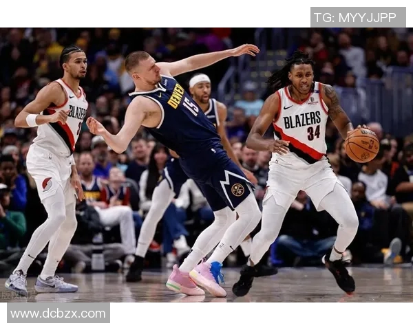 黄蜂队与骑士的激烈对决篮球赛精彩回顾与分析