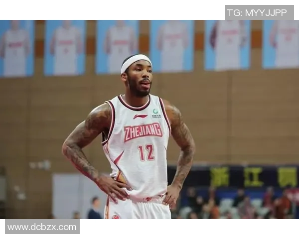 里昂与莫陆军激战正酣谁能在这场对决中笑到最后